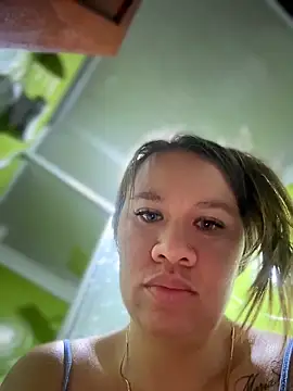 Snapshot of Emiily_lee chatting on May 12, 2026, 10:43 am Emiily lee online show from May 12, 2026, 10:43 am