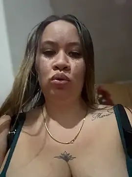 Snapshot of Emiily_lee chatting on November 27, 2025, 3:18 am Emiily lee online show from November 27, 2025, 3:18 am