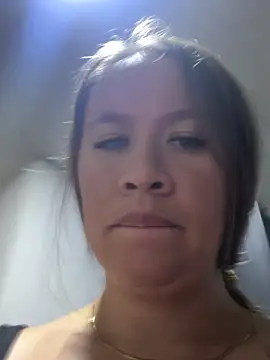 Snapshot of Emiily_lee chatting on May 28, 2026, 2:08 am Emiily lee online show from May 28, 2026, 2:08 am