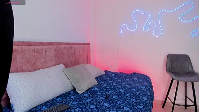 Snapshot of Sofiawilson_ chatting on July 29, 2026, 3:00 pm Sofiawilson online show from July 29, 2026, 3:00 pm