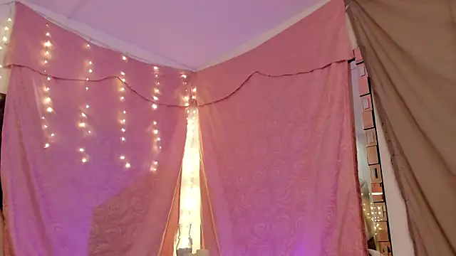 BonnieCute  online show from November 8, 2025, 1:09 am