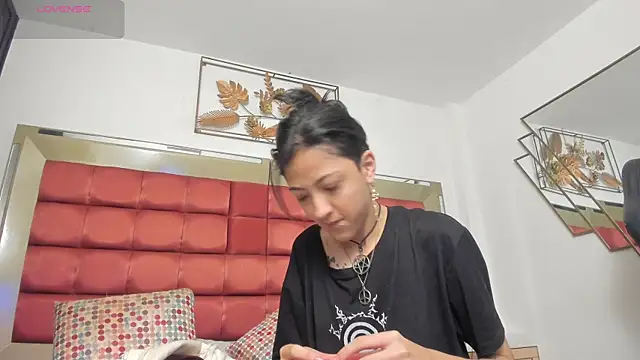 Snapshot of BonnieCute_ chatting on August 3, 2026, 12:08 am BonnieCute online show from August 3, 2026, 12:08 am