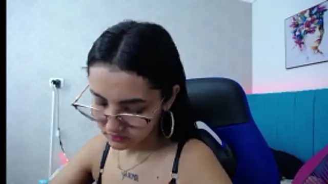 Snapshot of antonella_sweetlittle chatting on November 18, 2025, 12:41 pm antonella sweetlittle online show from November 18, 2025, 12:41 pm