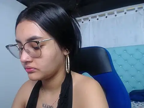 Snapshot of antonella_sweetlittle chatting on October 22, 2025, 12:15 pm antonella sweetlittle online show from October 22, 2025, 12:15 pm