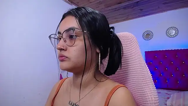 Snapshot of antonella_sweetlittle chatting on November 13, 2025, 12:42 pm antonella sweetlittle online show from November 13, 2025, 12:42 pm