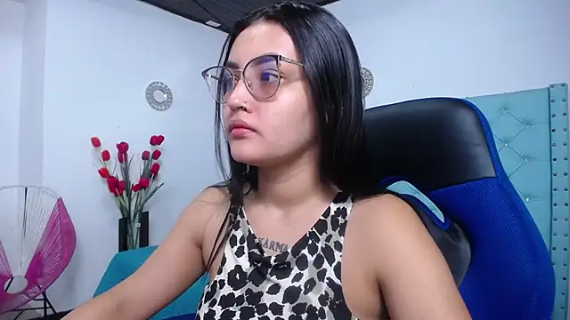 Snapshot of antonella_sweetlittle chatting on March 18, 2026, 12:08 pm antonella sweetlittle online show from March 18, 2026, 12:08 pm