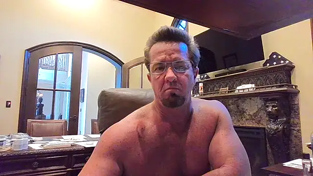 sluttydylan online show from November 6, 2025, 12:03 am