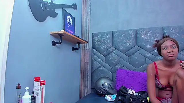 Snapshot of dalilaqueen chatting on October 30, 2025, 11:52 am dalilaqueen online show from October 30, 2025, 11:52 am