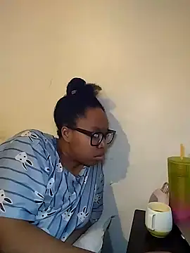 madamsensuale online show from January 3, 2025, 10:19 pm