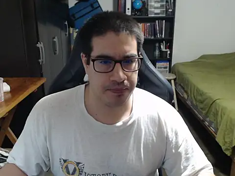 Snapshot of thealfawolf01 chatting on June 25, 2026, 11:10 pm thealfawolf01 online show from June 25, 2026, 11:10 pm