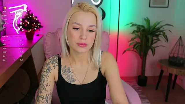 Crystal Barbie online show from January 14, 2025, 11:27 pm