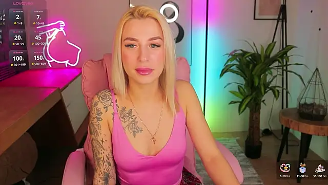 Crystal Barbie online show from March 17, 2025, 7:26 pm