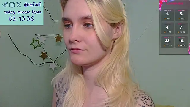Snapshot of ixsi chatting on April 23, 2026, 10:55 am ixsi online show from April 23, 2026, 10:55 am