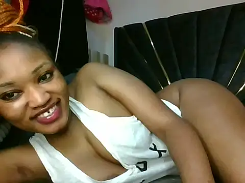 Snapshot of cutenipples chatting on May 13, 2026, 2:02 pm cutenipples online show from May 13, 2026, 2:02 pm