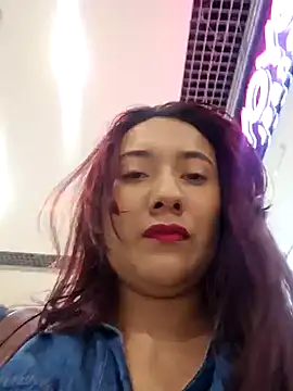 Snapshot of Blushing_Katy chatting on January 10, 2025, 11:39 pm Blushing Katy online show from January 10, 2025, 11:39 pm