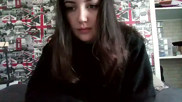 Lynylou online show from October 10, 2025, 3:02 pm