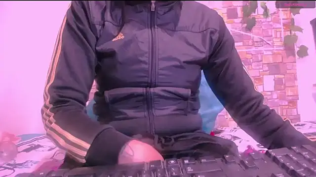 CrazyRousex online show from July 28, 2026, 2:46 pm
