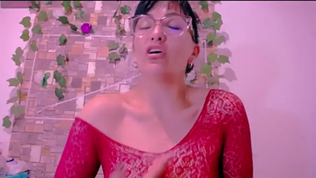 CrazyRousex online show from July 7, 2026, 1:58 pm