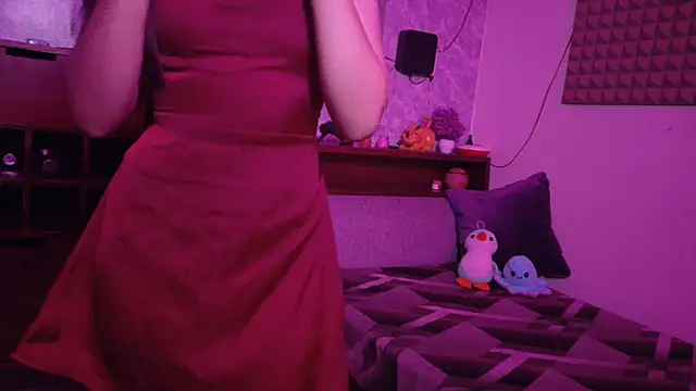 MidnightFlame online show from October 31, 2025, 3:08 pm