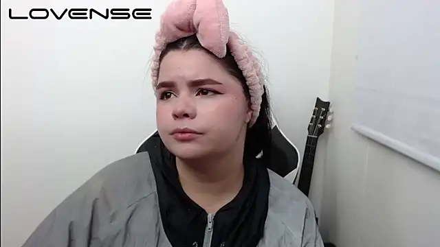 BrithneyLee  online show from October 27, 2025, 1:17 am