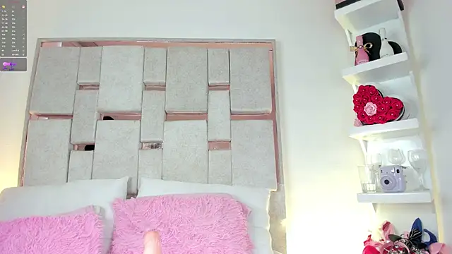 Snapshot of kristel_s chatting on October 12, 2025, 12:17 pm kristel s online show from October 12, 2025, 12:17 pm