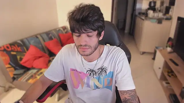 Snapshot of justin_stark7 chatting on October 27, 2025, 11:16 pm justin stark7 online show from October 27, 2025, 11:16 pm