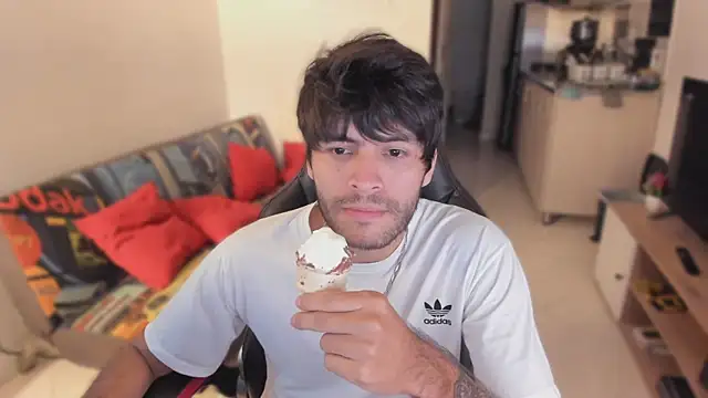 Snapshot of justin_stark7 chatting on October 23, 2025, 10:08 pm justin stark7 online show from October 23, 2025, 10:08 pm