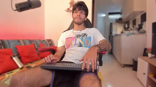 Snapshot of justin_stark7 chatting on November 25, 2025, 8:42 pm justin stark7 online show from November 25, 2025, 8:42 pm