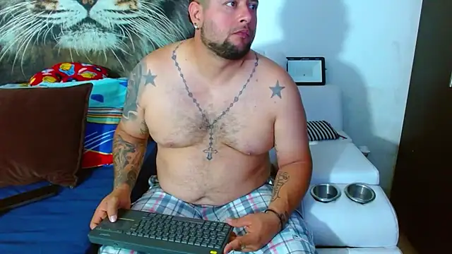 Snapshot of Michaell_Myerss_ chatting on November 5, 2025, 12:19 pm Michaell Myerss online show from November 5, 2025, 12:19 pm