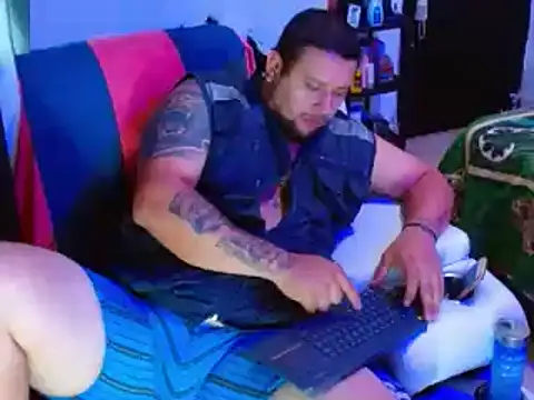 Snapshot of Michaell_Myerss_ chatting on March 7, 2025, 8:55 pm Michaell Myerss online show from March 7, 2025, 8:55 pm