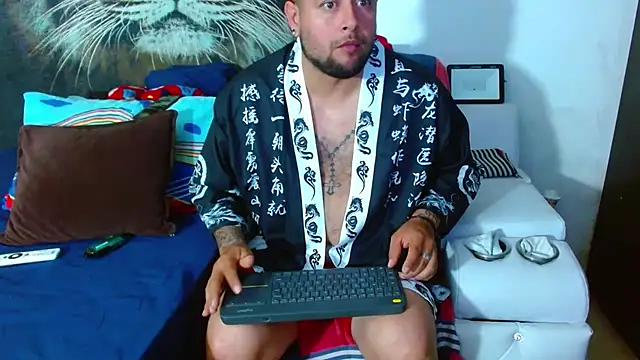 Snapshot of Michaell_Myerss_ chatting on November 7, 2025, 1:26 pm Michaell Myerss online show from November 7, 2025, 1:26 pm