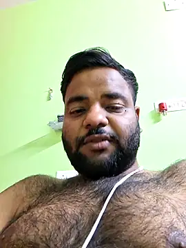 Rmoeo92 online show from February 5, 2026, 1:18 pm