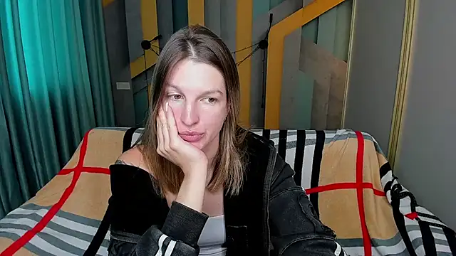 Snapshot of EmilyWalkeri chatting on November 11, 2025, 8:42 am EmilyWalkeri online show from November 11, 2025, 8:42 am