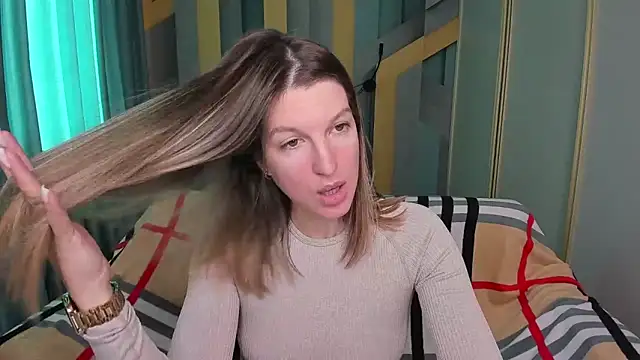 Snapshot of EmilyWalkeri chatting on November 12, 2025, 8:07 am EmilyWalkeri online show from November 12, 2025, 8:07 am