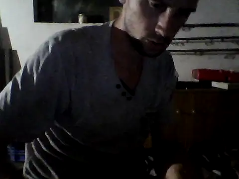 Snapshot of Rejtelmesest chatting on July 1, 2026, 11:05 pm Rejtelmesest online show from July 1, 2026, 11:05 pm