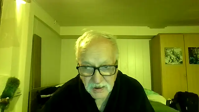 Snapshot of Sammy1660 chatting on October 9, 2025, 5:19 am Sammy1660 online show from October 9, 2025, 5:19 am