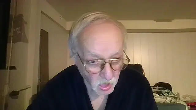 Snapshot of Sammy1660 chatting on December 16, 2024, 10:45 pm Sammy1660 online show from December 16, 2024, 10:45 pm