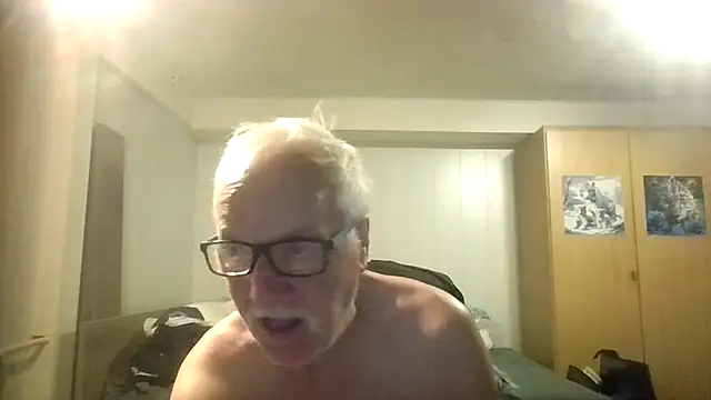 Snapshot of Sammy1660 chatting on September 20, 2025, 4:39 am Sammy1660 online show from September 20, 2025, 4:39 am