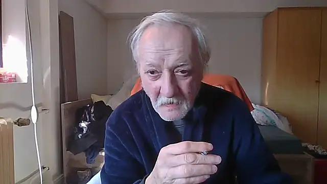 Snapshot of Sammy1660 chatting on March 2, 2025, 10:58 am Sammy1660 online show from March 2, 2025, 10:58 am