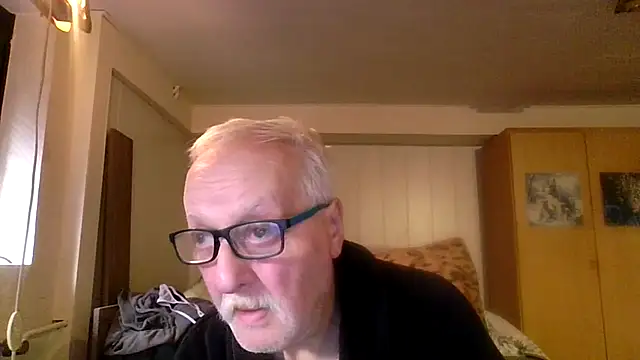 Snapshot of Sammy1660 chatting on November 13, 2025, 9:13 am Sammy1660 online show from November 13, 2025, 9:13 am