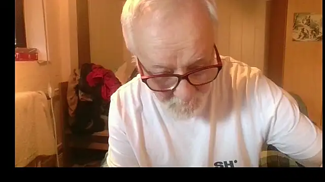 Snapshot of Sammy1660 chatting on June 23, 2026, 4:43 am Sammy1660 online show from June 23, 2026, 4:43 am