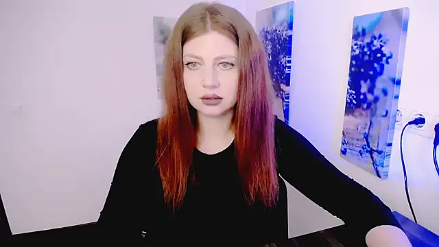 Snapshot of Lizzy_Love chatting on March 18, 2026, 9:34 am Lizzy Love online show from March 18, 2026, 9:34 am