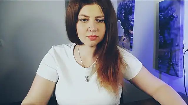 Snapshot of Lizzy_Love chatting on June 3, 2026, 9:10 am Lizzy Love online show from June 3, 2026, 9:10 am