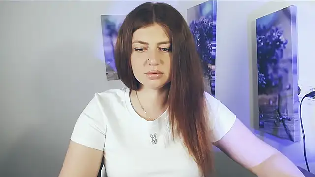 Snapshot of Lizzy_Love chatting on June 6, 2026, 8:41 am Lizzy Love online show from June 6, 2026, 8:41 am