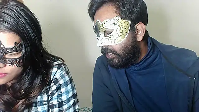 Snapshot of Cutehornycouples chatting on December 19, 2025, 5:26 pm Cutehornycouples online show from December 19, 2025, 5:26 pm