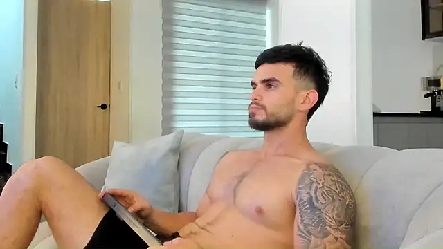Ricardogo19 online show from August 6, 2026, 12:55 pm