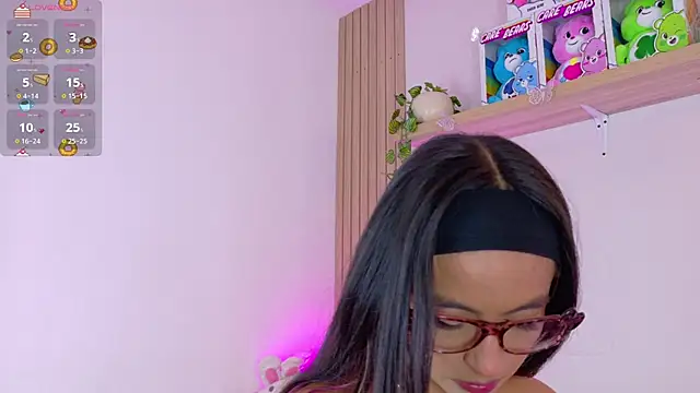 Snapshot of emily_bank chatting on June 26, 2026, 8:36 pm emily bank online show from June 26, 2026, 8:36 pm
