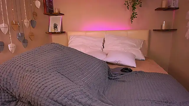 Snapshot of DexterDexx chatting on November 10, 2025, 10:04 pm DexterDexx online show from November 10, 2025, 10:04 pm