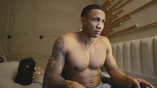 Snapshot of Logan_Varela chatting on March 12, 2026, 1:59 pm Logan Varela online show from March 12, 2026, 1:59 pm