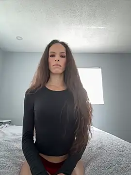 Snapshot of brookehoneynina chatting on August 4, 2026, 2:43 pm brookehoneynina online show from August 4, 2026, 2:43 pm